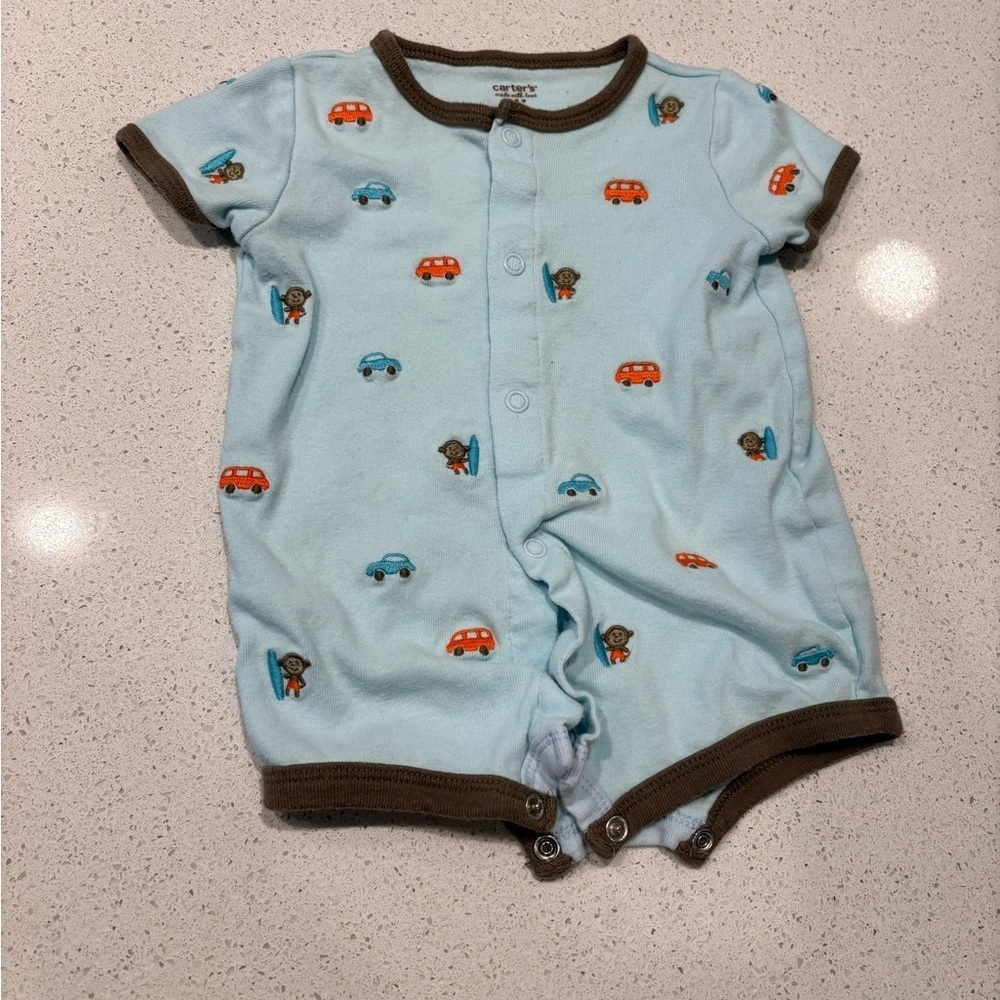 Carter’s 5 piece bundle - 3 month - Picture 3 of 6